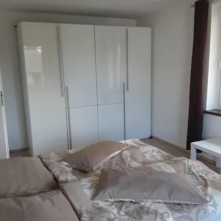 Orange Sun Apartment